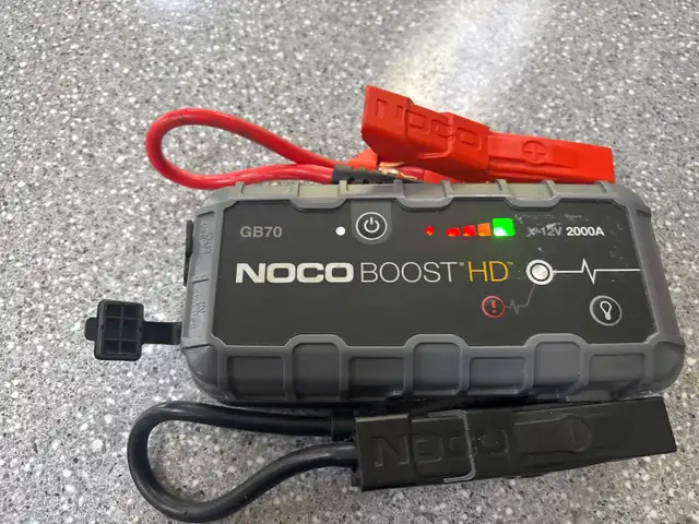 Noco GB70 12V/200A Booster Charger