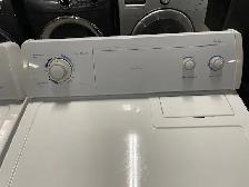 Réfrigérateur, Cuisinière, Laveuse, Sécheuse, standards blancs - Photo 9