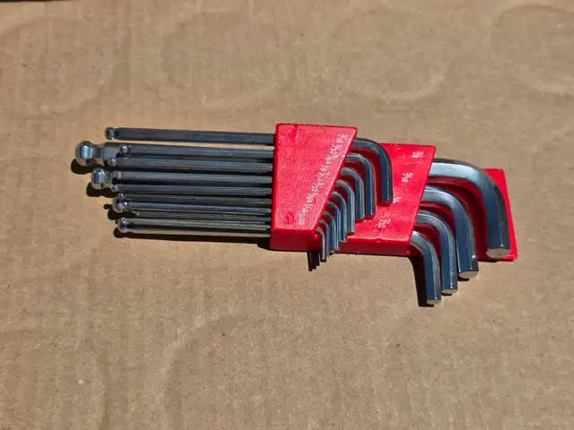13 Pc. SAE Standard Allen Keys With The Ball At The End Plastic