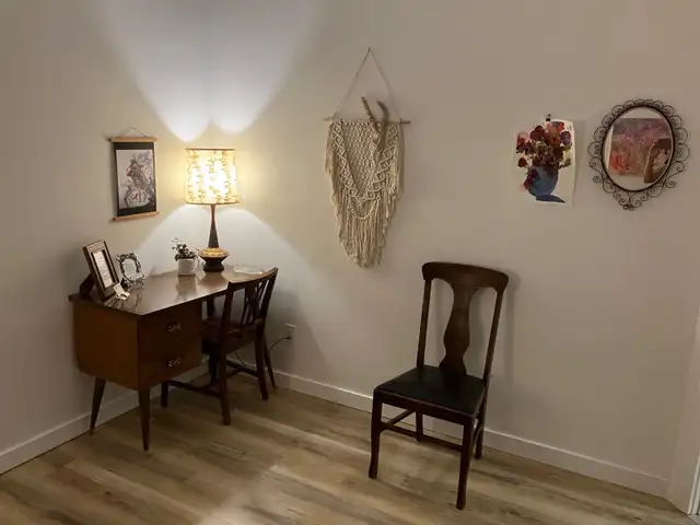 Treatment space Sat &Sun downtown Nelson :)