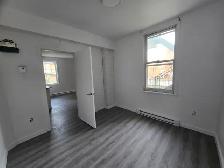 Plateau 5 1/2 appartement à louer / for rent - Photo 5