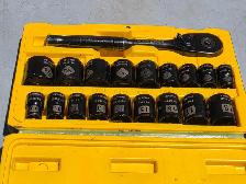 Stanley Professional Grade Black Chrome Socket Set 19-pc SAE/MM - Photo 3