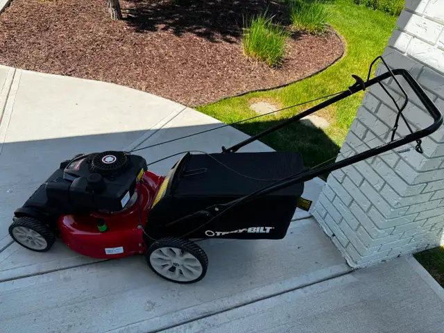 Troy-Bilt Lawn Mower