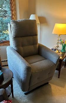 Power Lift Chair - Photo 4