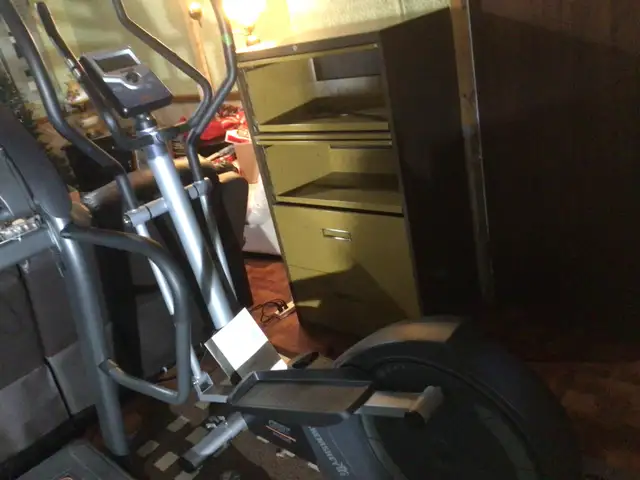 Elliptical machine