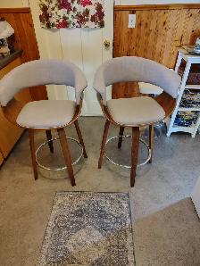 Set of stools - Photo 3