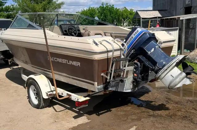 crestliner Boat