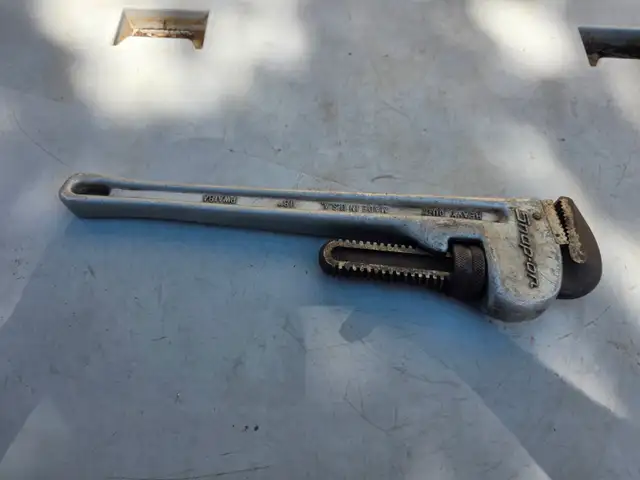 Snap-on Tools 18' Aluminum External Pipe Monkey Wrench PWA18A