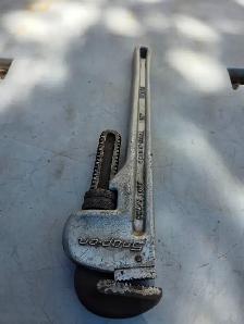 Snap-on Tools 18' Aluminum External Pipe Monkey Wrench PWA18A - Photo 10