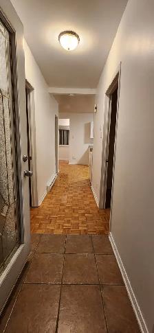 Logement à louer 4 1/2  Plateau Mt-Royal rue Brébeuf et Mt-Royal - Photo 8