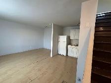 ELLIOT LAKE: 3 Br townhouse close to downtown & beach - Photo 3