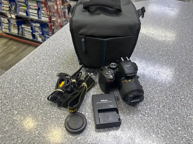 Nikon D5300 24.2MP DSLR 18-55mm Lens