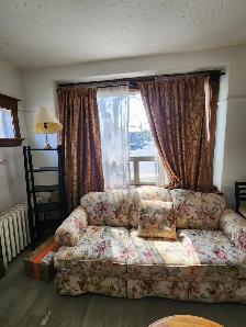 2 rooms separately or together house 2nd floor Christie-St.Clair - Photo 2