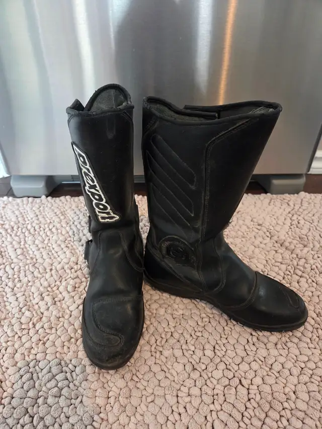 Good Condition Motorcycle Boots