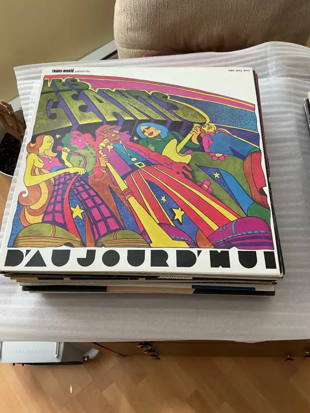 Microsillons 33 tours (135 albums pour 120$)