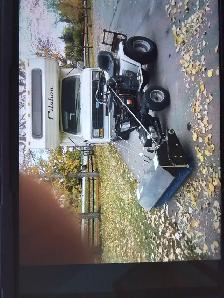 MUST SELL A TRACTOR WITH FRONT BRUSH ASKING $800.00 DOLLARS - Photo 3