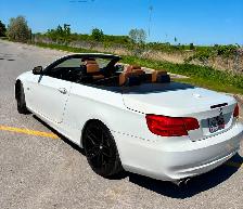 BMW DÉCAPOTABLE, CONVERTIBLE BLANCHE - Photo 2
