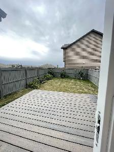 Gorgeous 3bedroom 2.5bathroom duplex for rent in Ambleside area - Photo 11