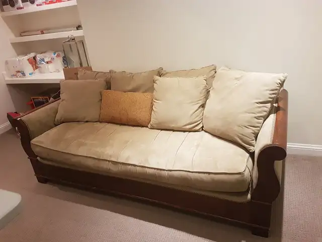 Solid wood couch in Excellent Condition for $220