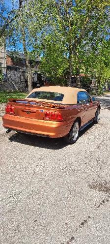 Incredible 1995 Mustang Convertible - Photo 6