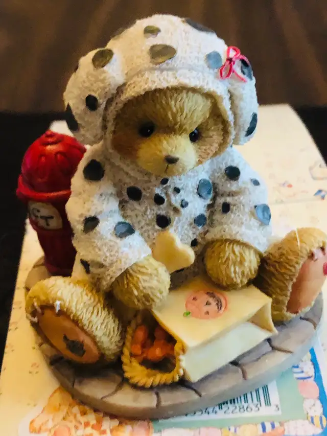 Free shipping until JUNE 2nd  - Over 40 Cherished Teddies avai
