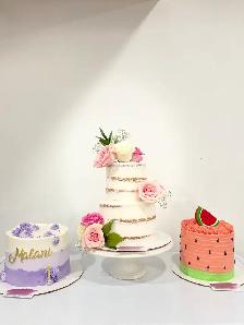 Pink flowers wedding Cakes