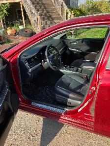 2017 Toyota Camry - Photo 5
