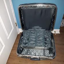 VALISE À MAIN 19'HAUTx21'LARGEx6'ÉPAIS, VOYAGE OU AUTRE: $20.00 - Photo 3