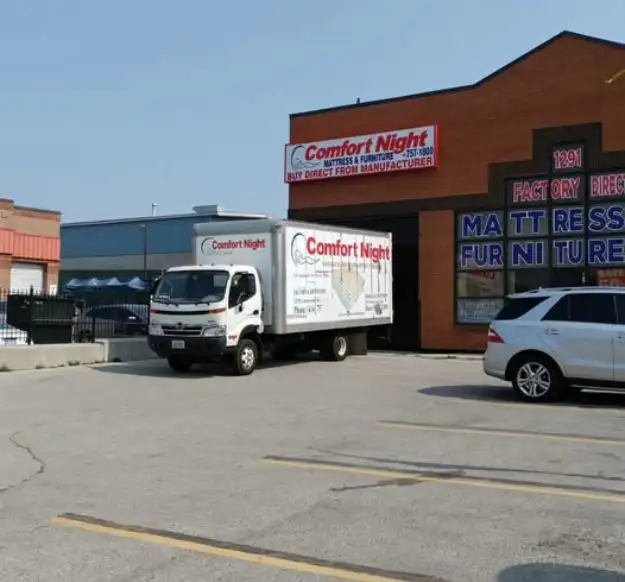 Hino Commercial Truck 2010 for Sale 18ft  long, $13900