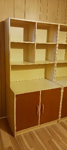 Free Shelving Unit! - Photo 3