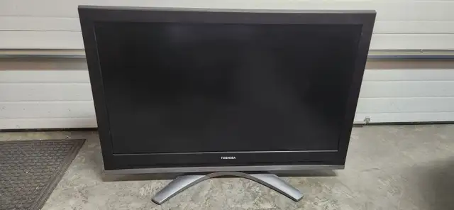 42-inch TOSHIBA Color TV for sale