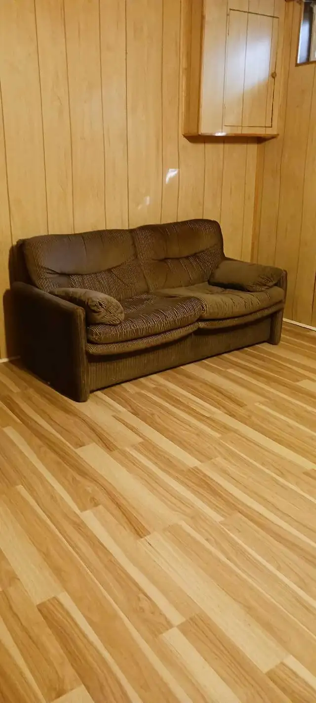 Free Sofa