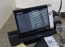 Sony D-VE7000S portable DVD/Cd player