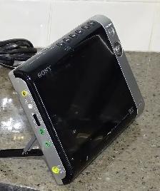 Sony D-VE7000S portable DVD/Cd player - Photo 7