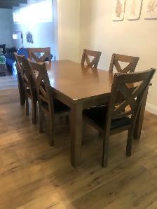 Dinning Table and 6 chairs