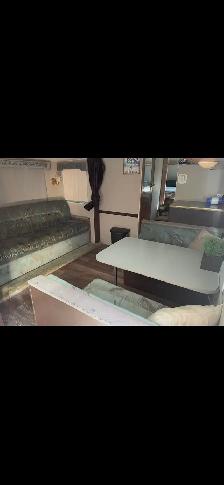 5th wheel trailer - Photo 5