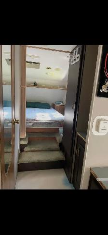 5th wheel trailer - Photo 7