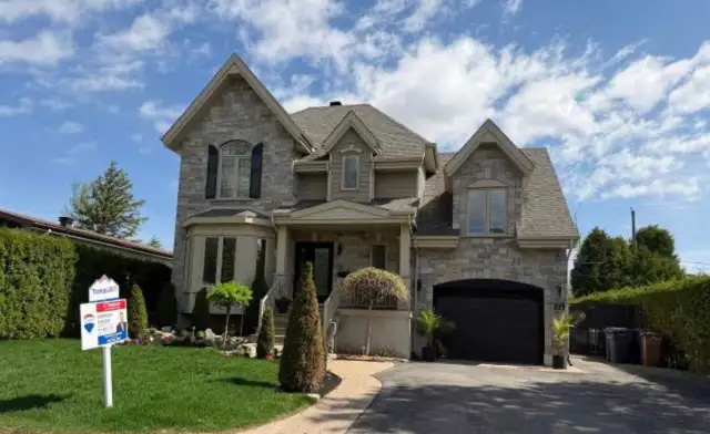 Maison à Étage Blainville Est - À voir absolument