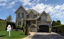 Maison à Étage Blainville Est - À voir absolument