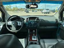 2011 Nissan Pathfinder LE, V6, 4.0L, 4x4 - Photo 10