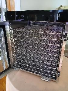 FOOD DEHYDRATOR! - Photo 3