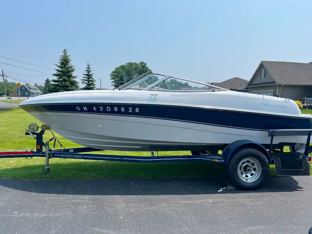 2005 Four Winns Horizon 180LE