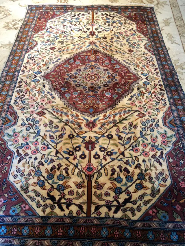 40% OFF KASHMIR WOOL AND SILK RUGS 3x5ft at Caspian Rugs Centre!