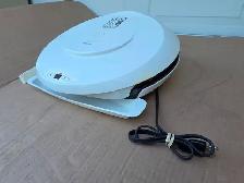 George Forman Lean Mean Fat Grilling Machine Round BBQ 18' Diam. - Photo 7