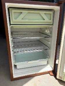 Bar Fridge - Photo 4