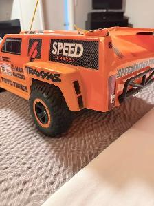 Traxxas Slash 2WD - Photo 4