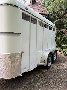 Horse Trailer Morgan Built Bravo 2 H Bumper Pull Immaculate - Photo 4