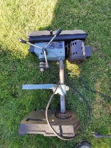 LIGHTLY USED DELTA DIRECT DRIVE DRILL PRESS - Photo 2