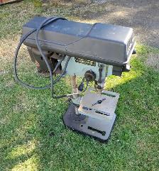 LIGHTLY USED DELTA DIRECT DRIVE DRILL PRESS - Photo 3
