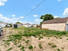 Redcliff - Photo 10